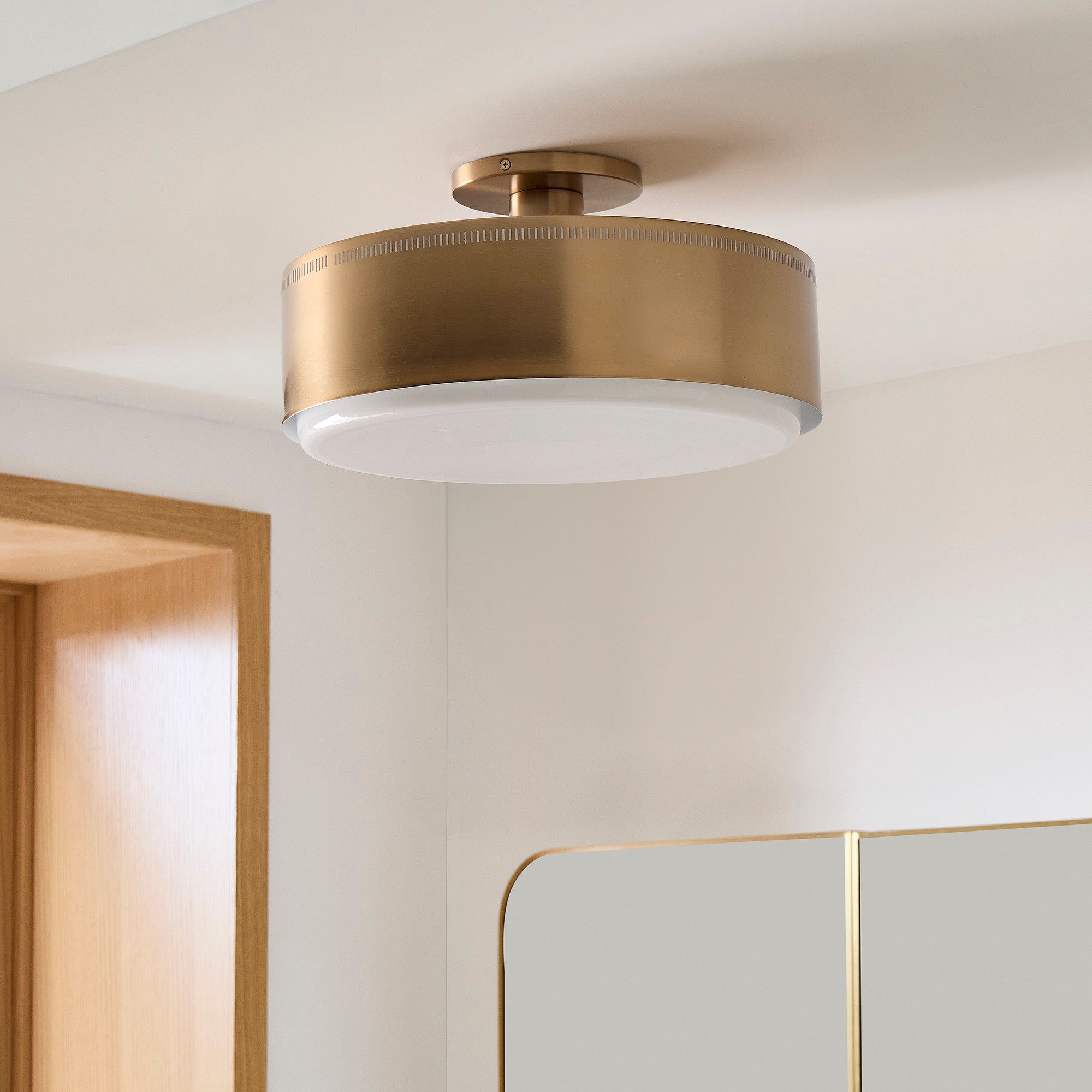 Bolvira Disc Metal Ceiling Lamp - Contemporary Flush Mount for Bedroom