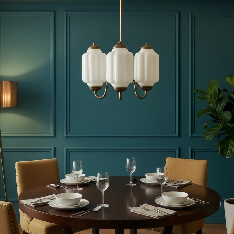 Eloise Vintage Kronleuchter - Milchglas 3-Kopf-Lampe für Schlafzimmer